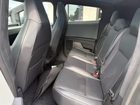 More photos of 2024 Tesla Cybertruck at Jerry Hunt Supercenter - Lexington, NC