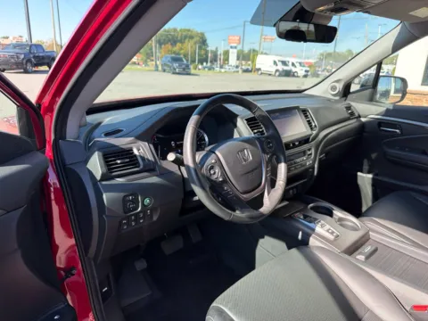 More photos of 2023 Honda Ridgeline RTL-E at Jerry Hunt Supercenter - Lexington, NC