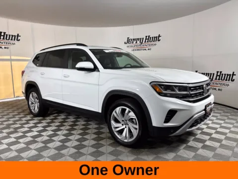 More photos of 2023 Volkswagen Atlas 2.0T SE w/Technology at Jerry Hunt Supercenter - Lexington, NC