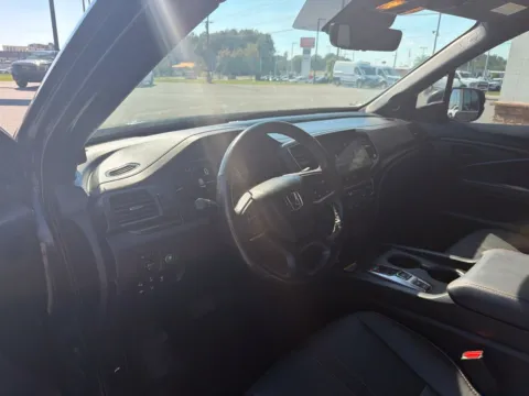 More photos of 2025 Honda Passport TrailSport at Jerry Hunt Supercenter - Lexington, NC