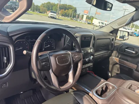 More photos of 2021 GMC Sierra 1500 Denali at Jerry Hunt Supercenter - Lexington, NC