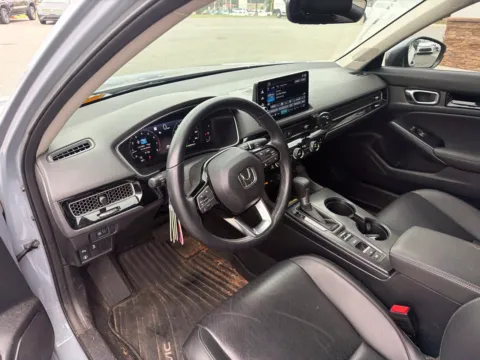More photos of 2024 Honda Civic Touring at Jerry Hunt Supercenter - Lexington, NC