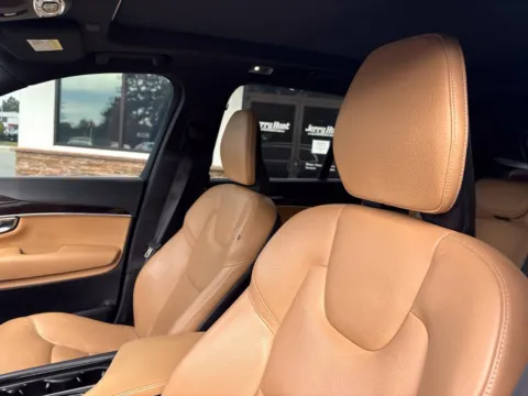 Another view of 2019 Volvo XC90 T6 Momentum for sale in Lexington, NC at Jerry Hunt Supercenter - Lexington