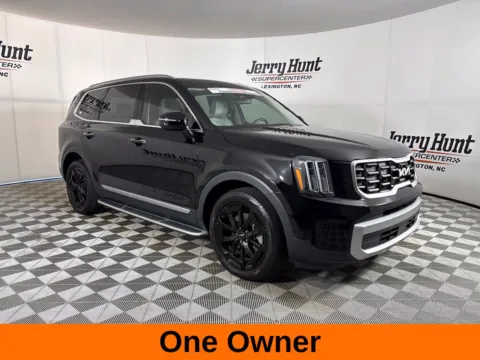 More photos of 2024 Kia Telluride S at Jerry Hunt Supercenter - Lexington, NC