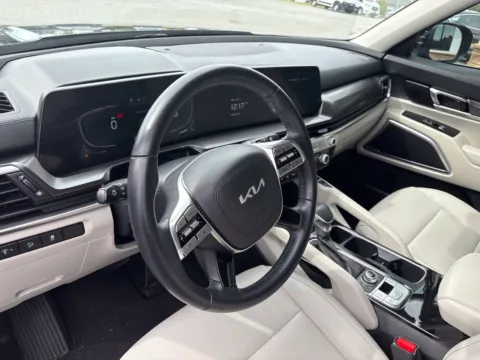 More photos of 2024 Kia Telluride S at Jerry Hunt Supercenter - Lexington, NC