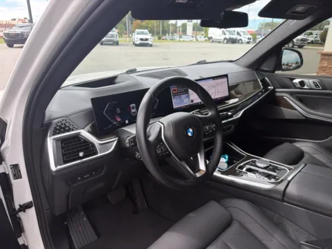 More photos of 2026 BMW X5 xDrive40i at Jerry Hunt Supercenter - Lexington, NC