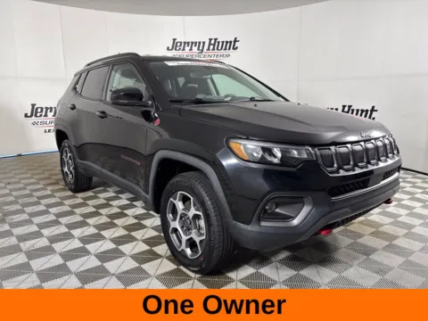More photos of 2022 Jeep Compass Trailhawk at Jerry Hunt Supercenter - Lexington, NC