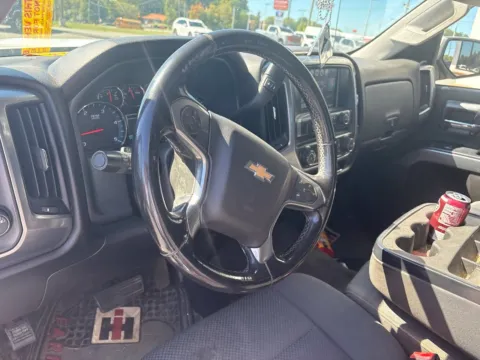 More photos of 2019 Chevrolet Silverado 2500 HD LT at Jerry Hunt Supercenter - Lexington, NC