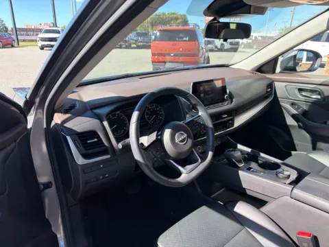 More photos of 2023 Nissan Rogue SV at Jerry Hunt Supercenter - Lexington, NC