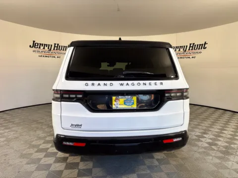More photos of 2024 Jeep Grand Wagoneer L Series II at Jerry Hunt Supercenter - Lexington, NC