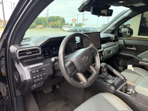More photos of 2024 Toyota Tacoma Hybrid Trailhunter at Jerry Hunt Supercenter - Lexington, NC