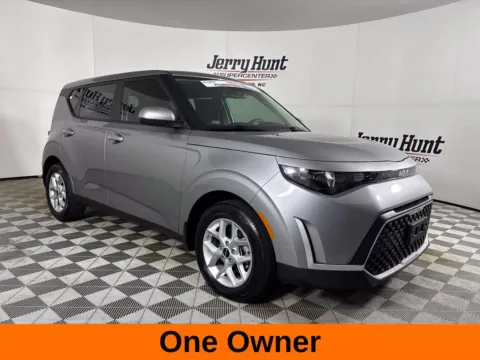 More photos of 2025 Kia Soul LX at Jerry Hunt Supercenter - Lexington, NC