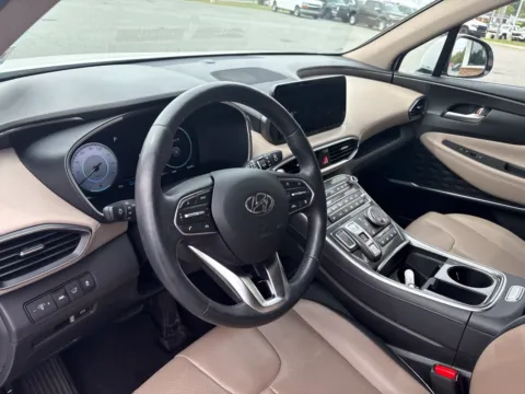More photos of 2023 Hyundai Santa Fe Limited at Jerry Hunt Supercenter - Lexington, NC