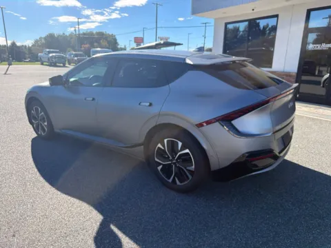 More photos of 2024 Kia EV6 GT-Line at Jerry Hunt Supercenter - Lexington, NC