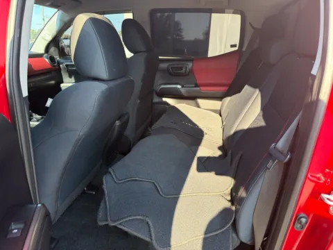 More photos of 2021 Toyota Tacoma SR5 at Jerry Hunt Supercenter - Lexington, NC