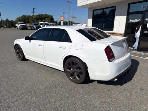 More photos of 2022 Chrysler 300 S at Jerry Hunt Supercenter - Lexington, NC