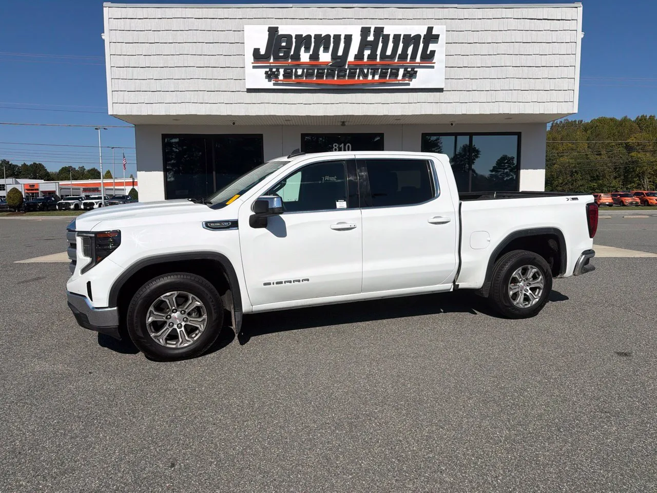 White 2023 GMC Sierra 1500 SLE for sale in Lexington, NC