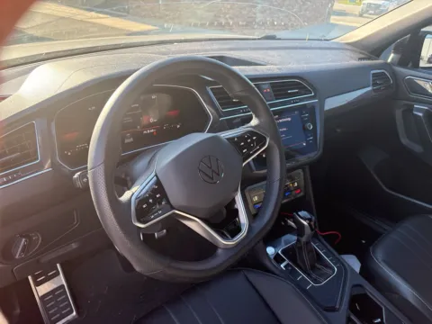 More photos of 2024 Volkswagen Tiguan 2.0T SE R-Line Black at Jerry Hunt Supercenter - Lexington, NC