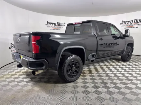 More photos of 2024 Chevrolet Silverado 2500 HD High Country at Jerry Hunt Supercenter - Lexington, NC