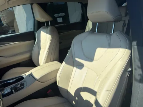 Another view of 2024 INFINITI QX60 LUXE for sale in Lexington, NC at Jerry Hunt Supercenter - Lexington