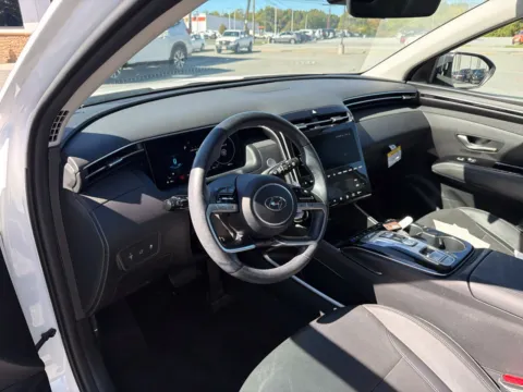 More photos of 2024 Hyundai Tucson Limited at Jerry Hunt Supercenter - Lexington, NC