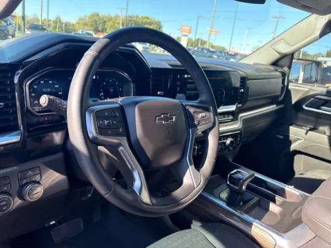 More photos of 2025 Chevrolet Silverado 1500 RST at Jerry Hunt Supercenter - Lexington, NC
