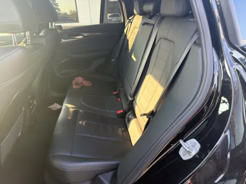 More photos of 2021 BMW X4 xDrive30i at Jerry Hunt Supercenter - Lexington, NC