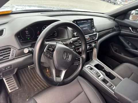 More photos of 2022 Honda Accord Sport 2.0T at Jerry Hunt Supercenter - Lexington, NC