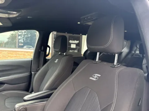 Another view of 2021 Chrysler Pacifica Touring for sale in Lexington, NC at Jerry Hunt Supercenter - Lexington