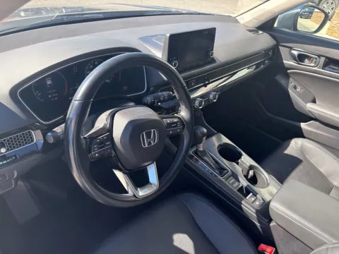 More photos of 2022 Honda Civic EX-L at Jerry Hunt Supercenter - Lexington, NC