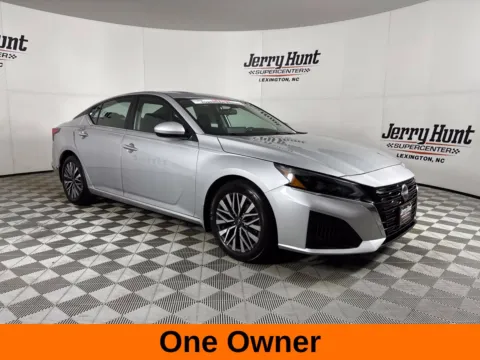 More photos of 2024 Nissan Altima 2.5 SV at Jerry Hunt Supercenter - Lexington, NC