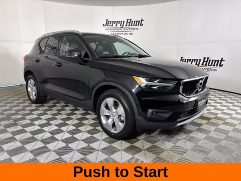 More photos of 2019 Volvo XC40 Momentum at Jerry Hunt Supercenter - Lexington, NC