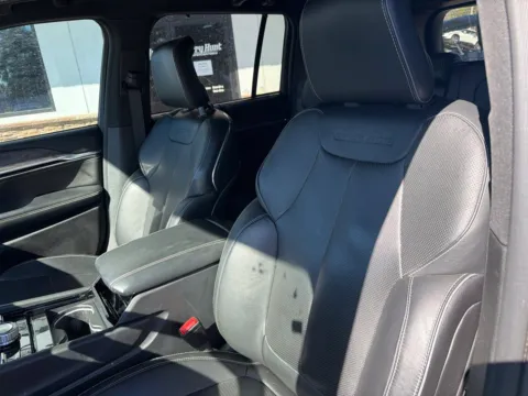 Another view of 2023 Jeep Grand Cherokee Overland for sale in Lexington, NC at Jerry Hunt Supercenter - Lexington