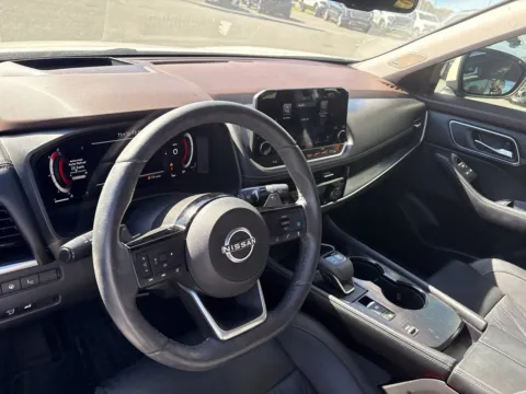 More photos of 2023 Nissan Rogue Platinum at Jerry Hunt Supercenter - Lexington, NC