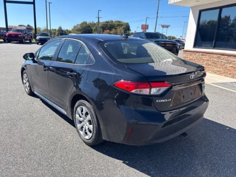 More photos of 2024 Toyota Corolla Hybrid LE at Jerry Hunt Supercenter - Lexington, NC