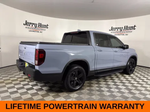 More photos of 2023 Honda Ridgeline Black Edition at Jerry Hunt Supercenter - Lexington, NC
