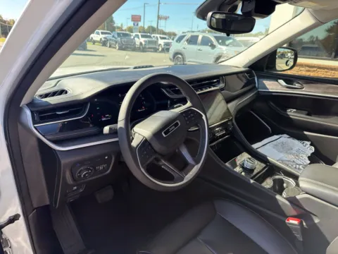 Another view of 2023 Jeep Grand Cherokee 4xe for sale in Lexington, NC at Jerry Hunt Supercenter - Lexington