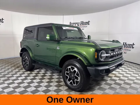 More photos of 2022 Ford Bronco Outer Banks at Jerry Hunt Supercenter - Lexington, NC