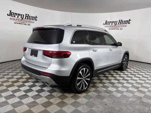 More photos of 2022 Mercedes-Benz GLB 250 at Jerry Hunt Supercenter - Lexington, NC