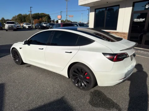 More photos of 2023 Tesla Model 3 Performance at Jerry Hunt Supercenter - Lexington, NC