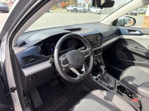 More photos of 2023 Volkswagen Taos 1.5T SE at Jerry Hunt Supercenter - Lexington, NC