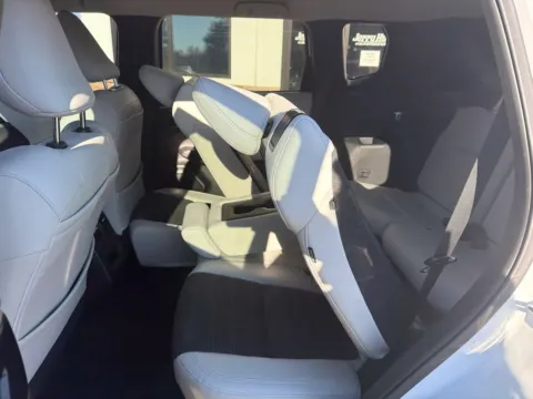 More photos of 2025 Mitsubishi Outlander SE at Jerry Hunt Supercenter - Lexington, NC