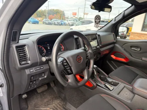 More photos of 2023 Nissan Frontier PRO-4X at Jerry Hunt Supercenter - Lexington, NC