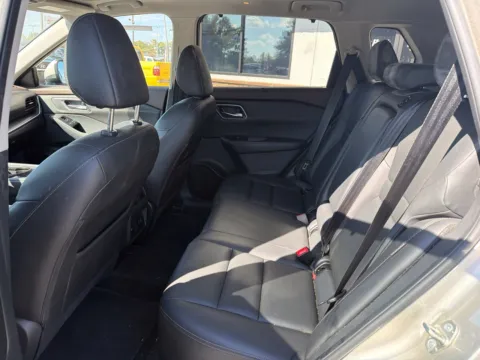 More photos of 2021 Nissan Rogue SL at Jerry Hunt Supercenter - Lexington, NC