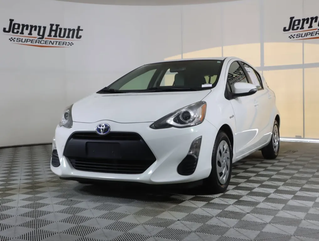 2016 Toyota Prius C For Sale