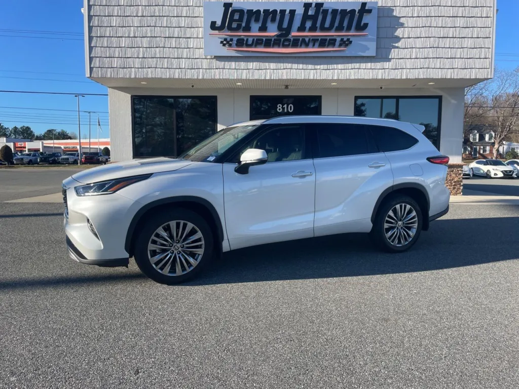 Used 2021 Toyota Highlander Platinum for sale in Lexington, NC | VIN ...