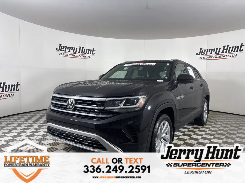 2021 Volkswagen Atlas Cross Sport 3.6L V6 SE w/Technology for sale in Lexington, NC
