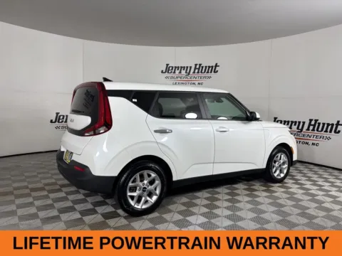 More photos of 2022 Kia Soul LX at Jerry Hunt Supercenter - Lexington, NC