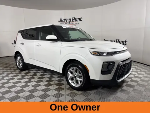 More photos of 2022 Kia Soul LX at Jerry Hunt Supercenter - Lexington, NC