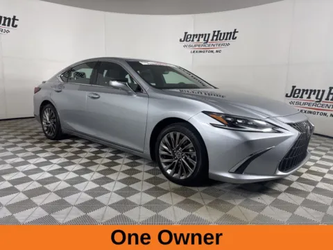 More photos of 2024 Lexus ES 300h Ultra Luxury at Jerry Hunt Supercenter - Lexington, NC